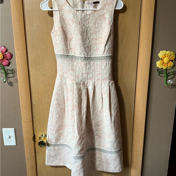 Lela Rose Dresses & Skirts - Lela Rose Tan Pleated Midi Dress for Wedding Guest